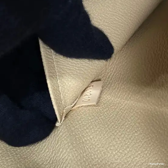 VUITTON SAC PLAT LOUIS 0616